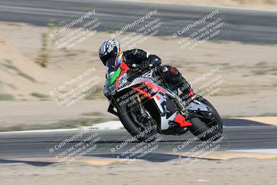 media/Nov-16-2025-Race Pace (Sun) [[8c5fa54630]]/Non Verified Riders (1st 20 Minutes)/2-Turn 10 (1010am)/